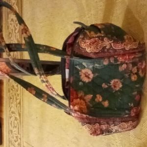 Vera Bradley simple bag